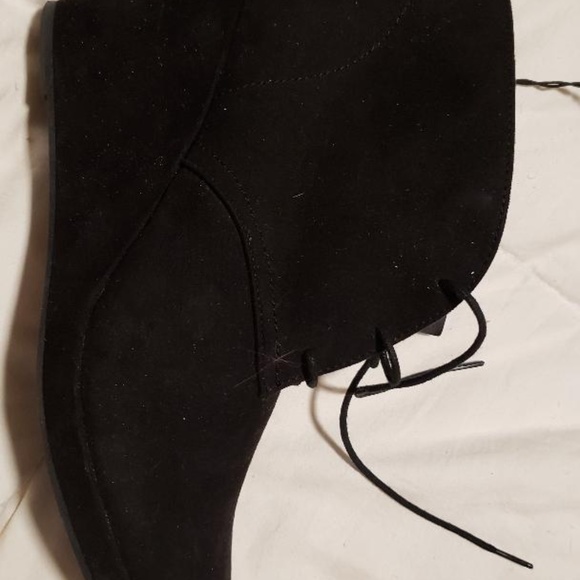 Wedge lace up Booties - Picture 2 of 2